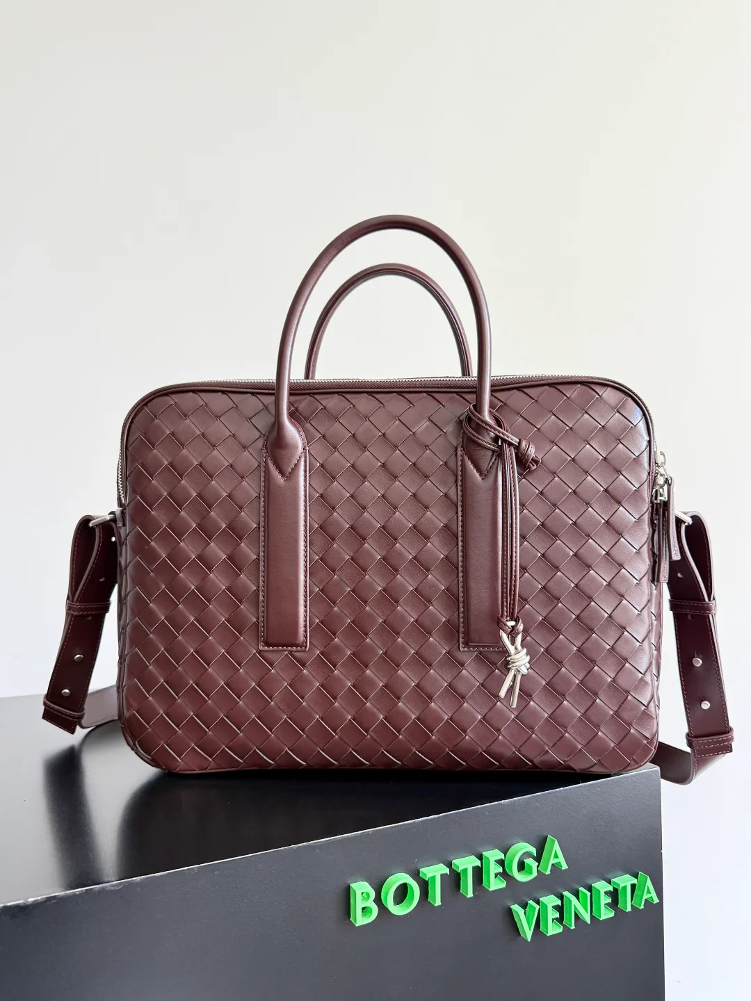 All categories 💚 Top version men’s bags 💚 BV 2026 official website new BV briefcase